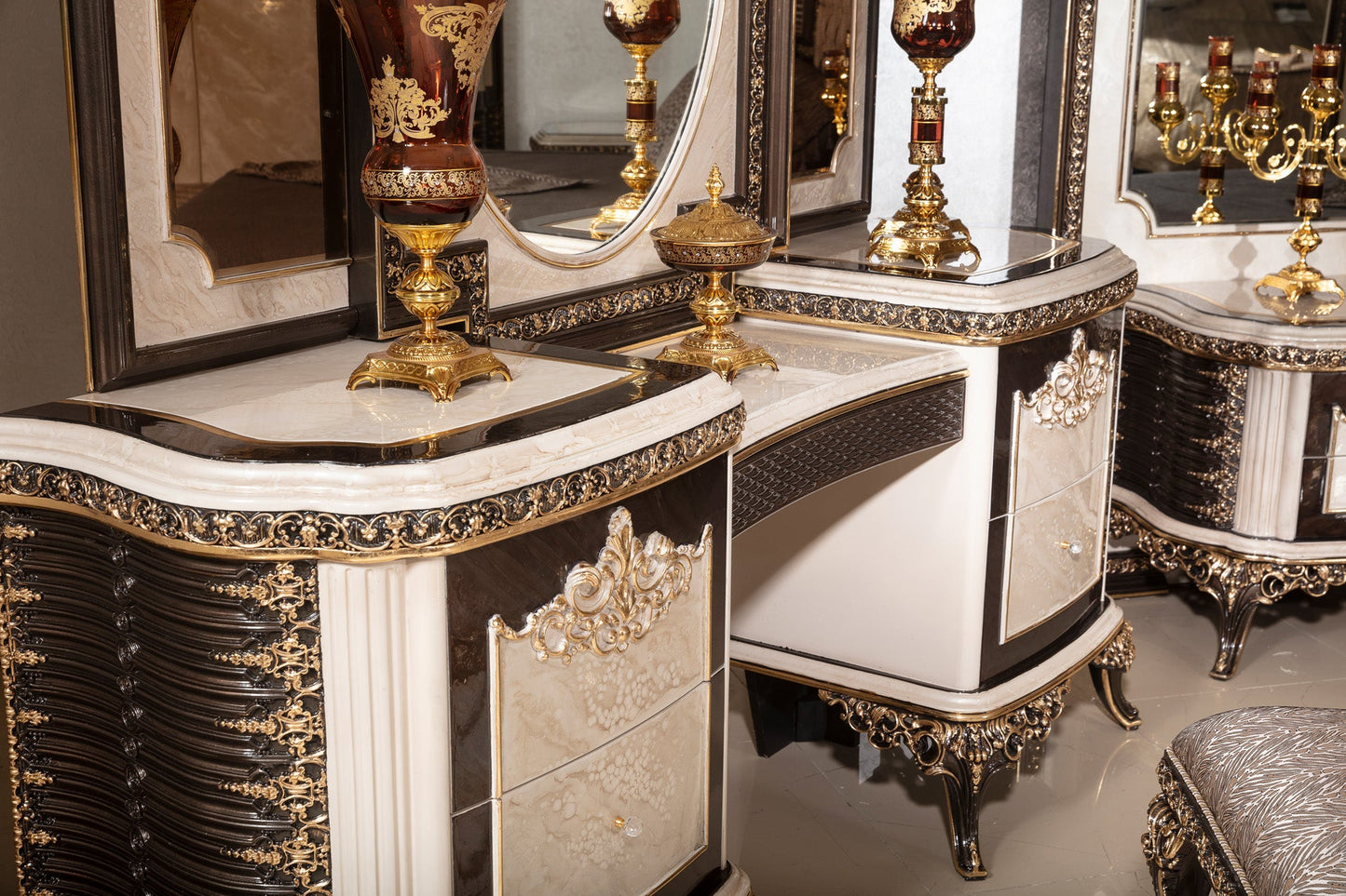 Pirelva Bedroom Set