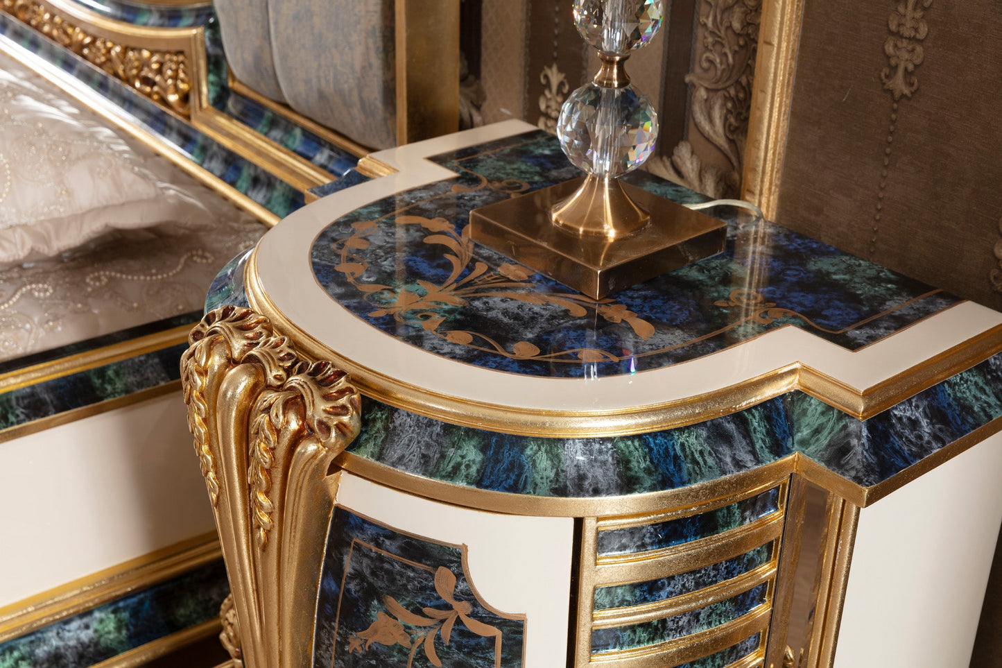 Poralis Bedroom Set