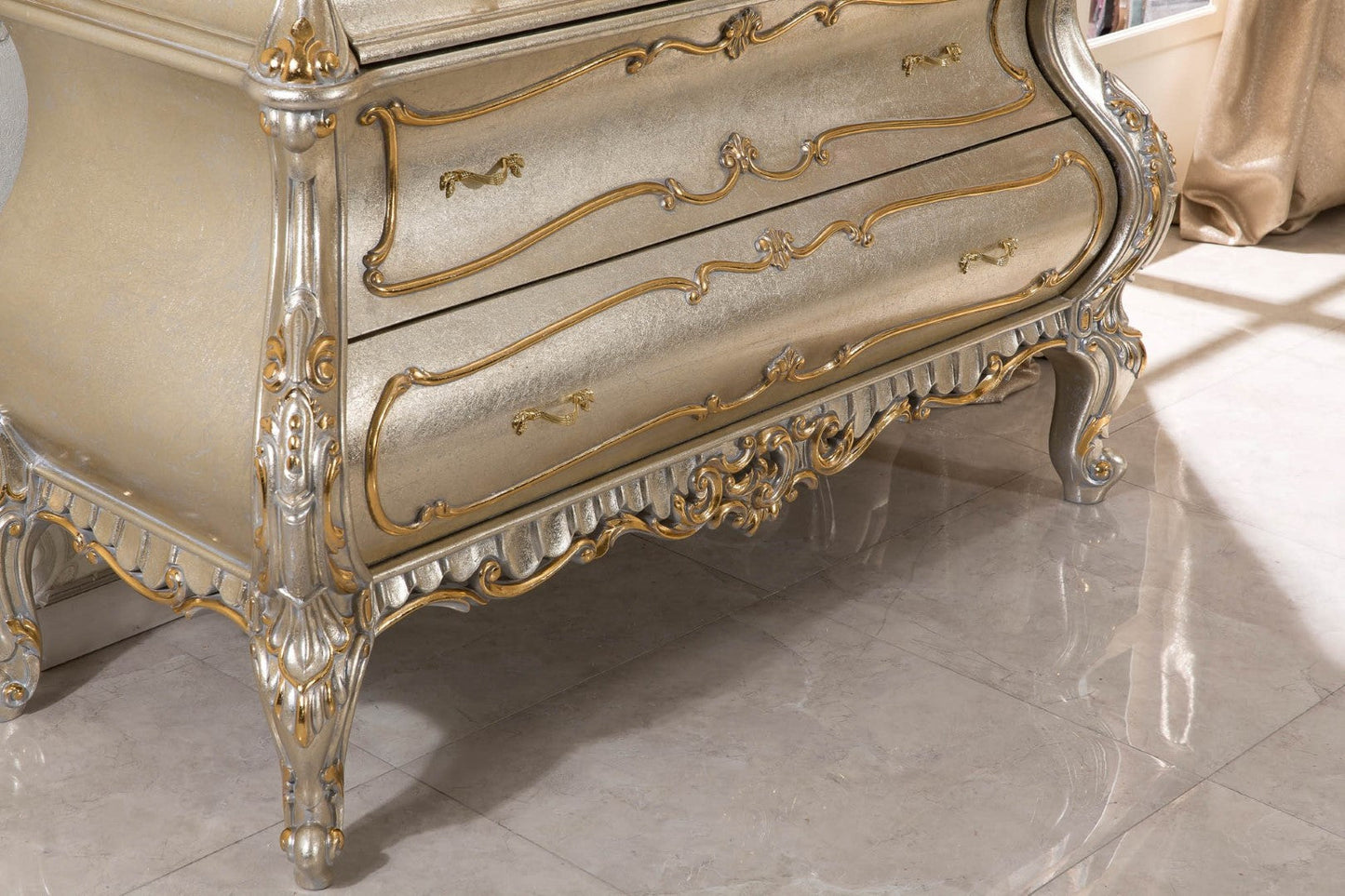 Izelis Bedroom Set