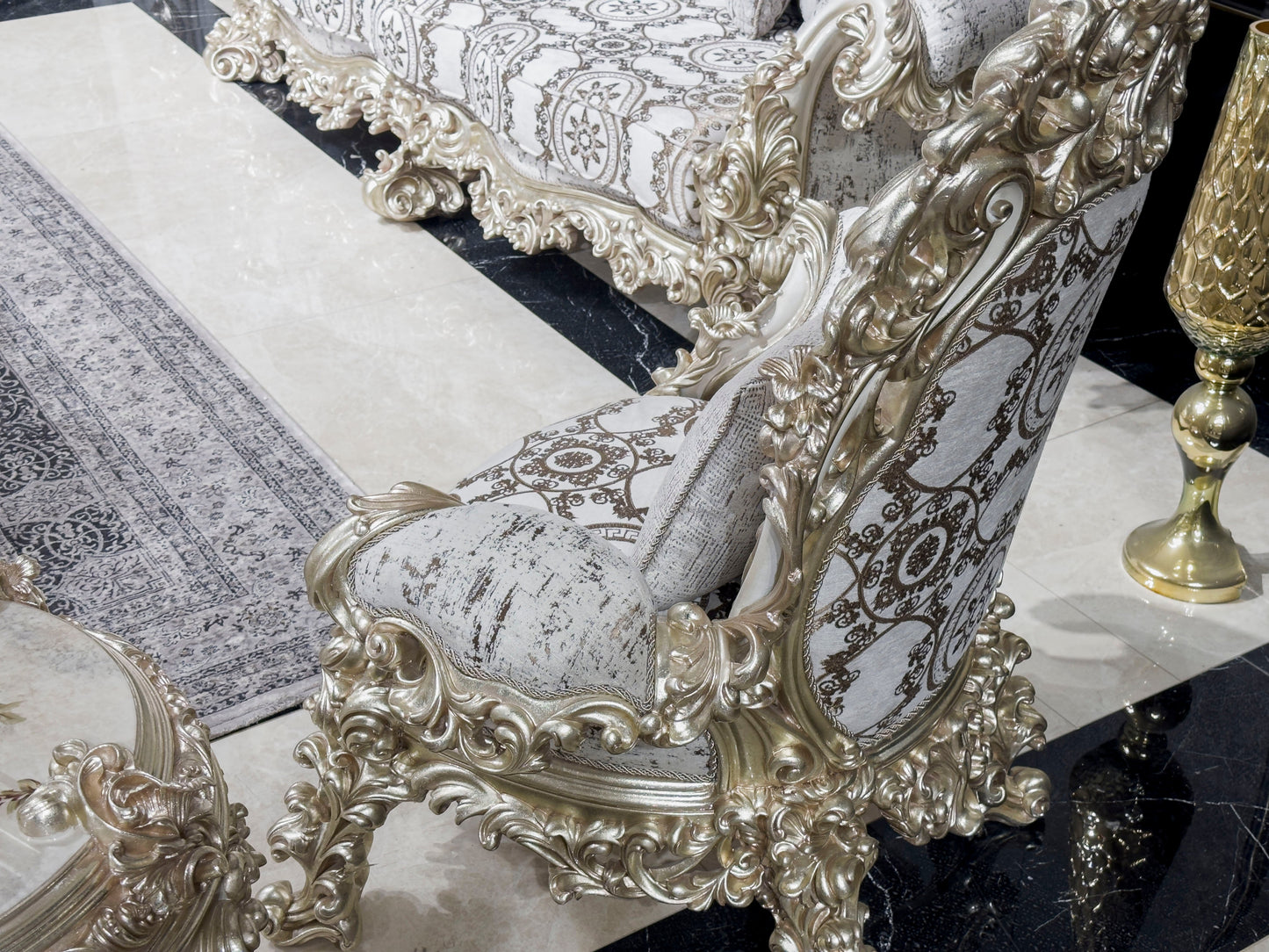 Grandeur Sofa Set