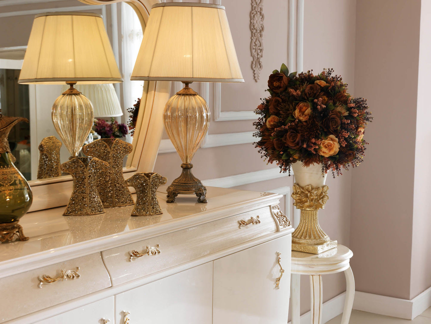 Brionel Dining Room Set