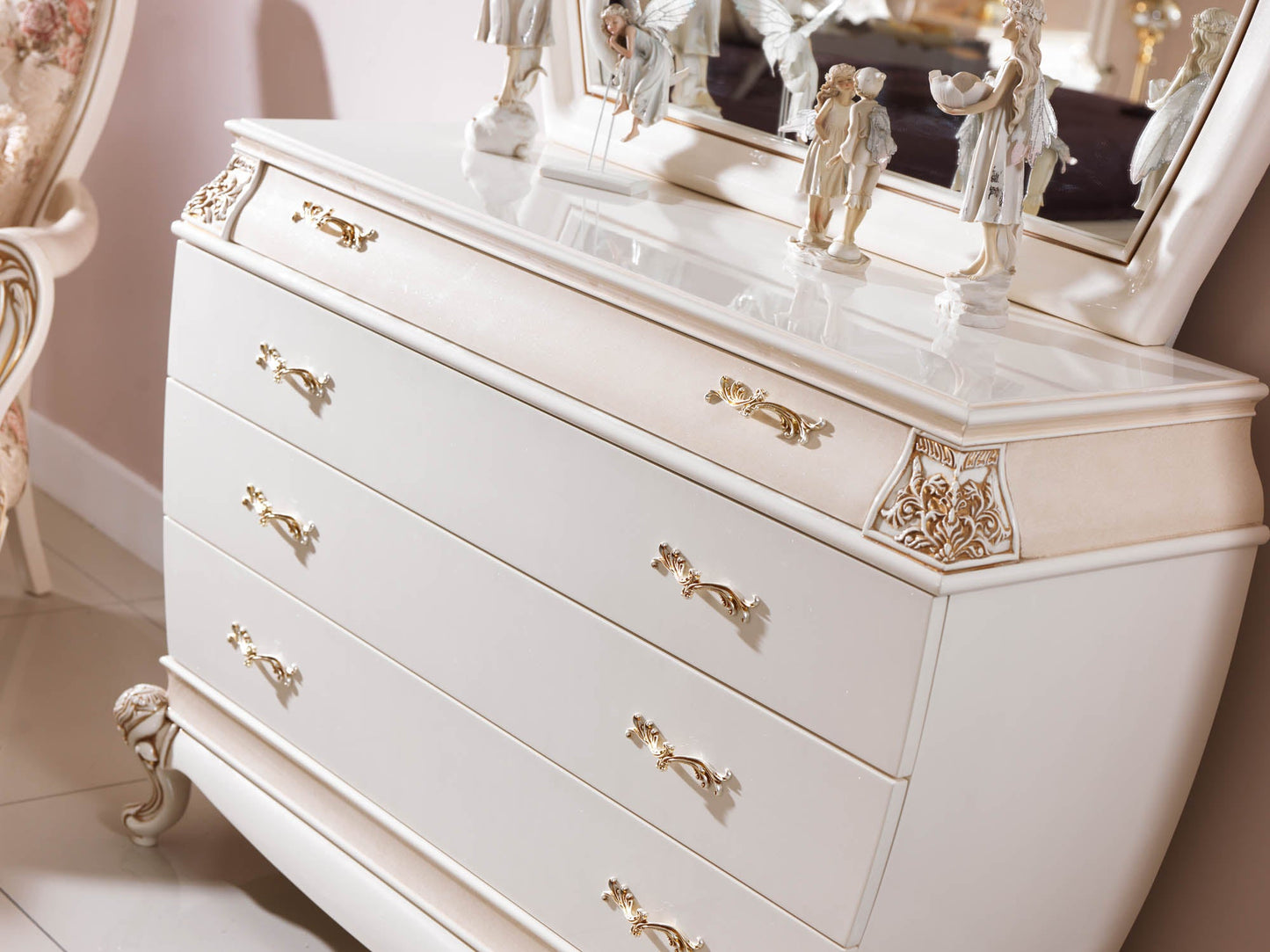 Kervona Bedroom Set