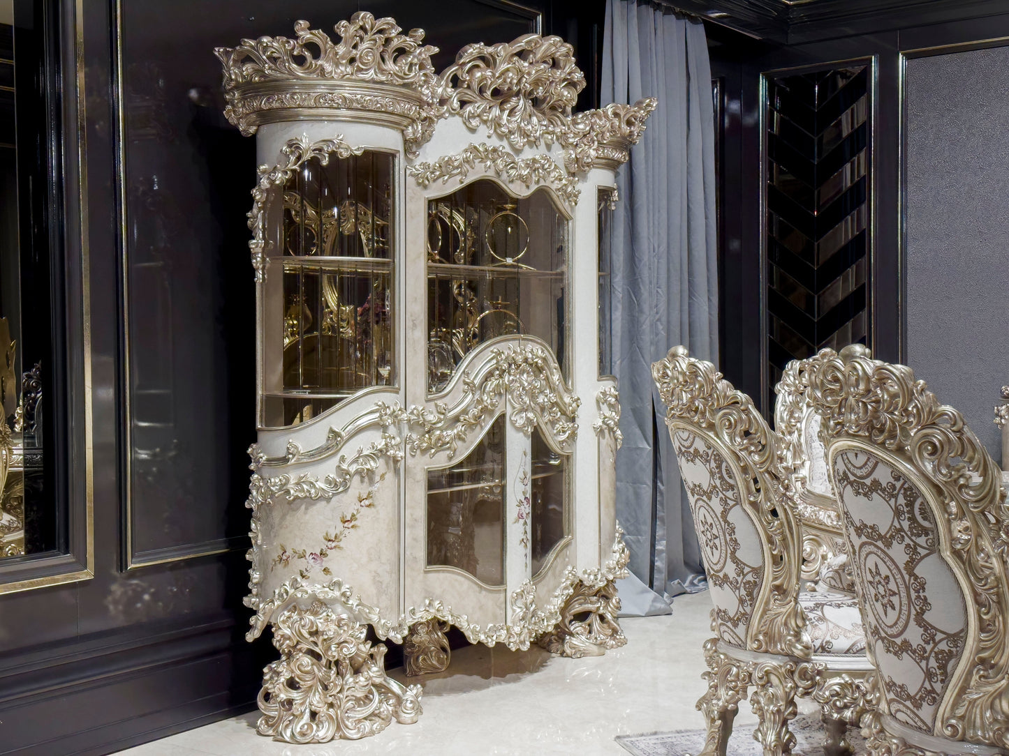 Grandeur Dining Room Set