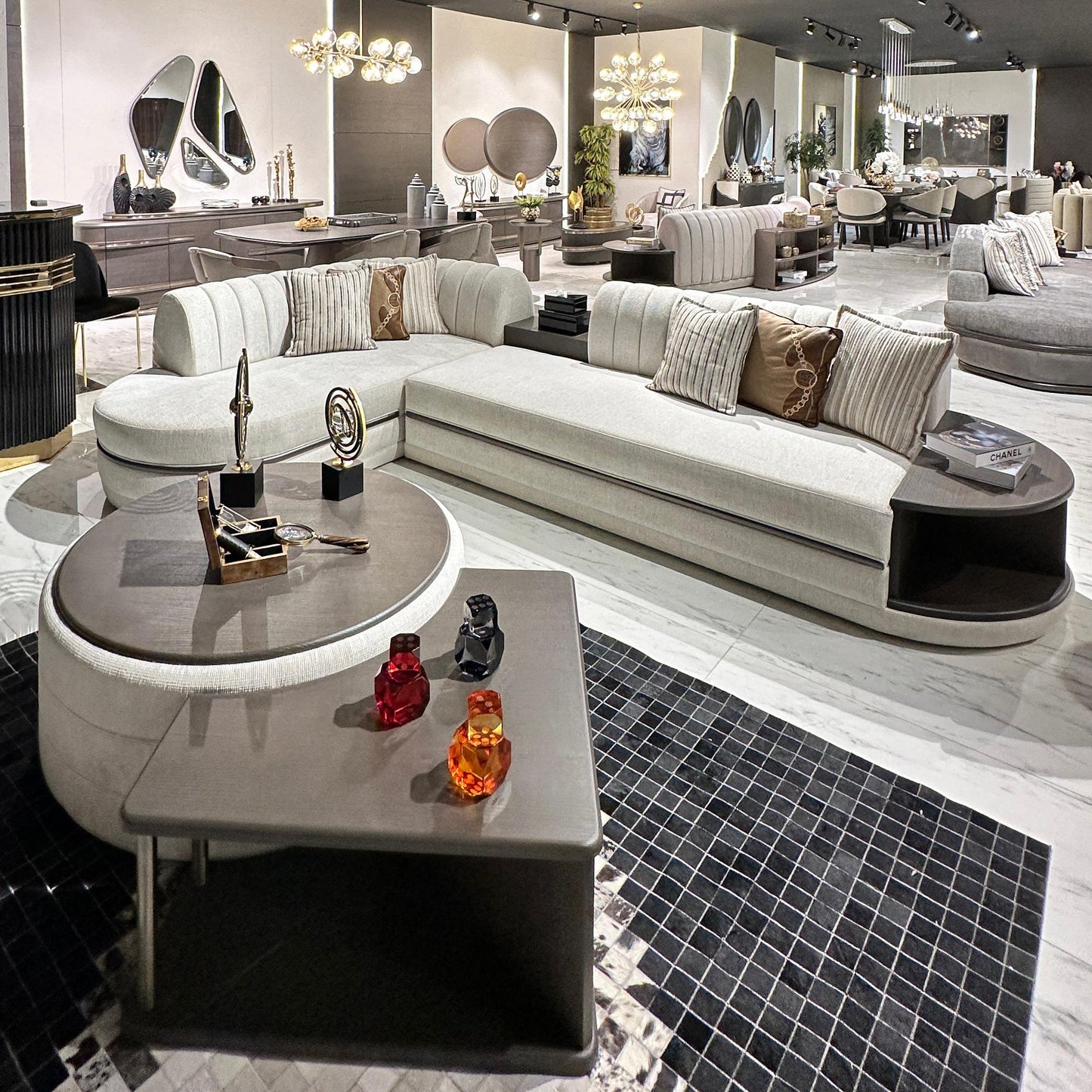 Henvion Sofa Set