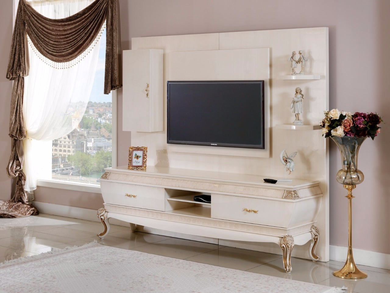 TV ÜNİTESİ