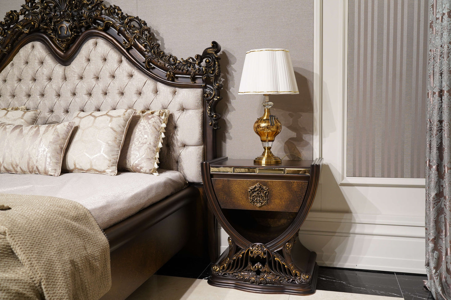 Marvion Bedroom Set