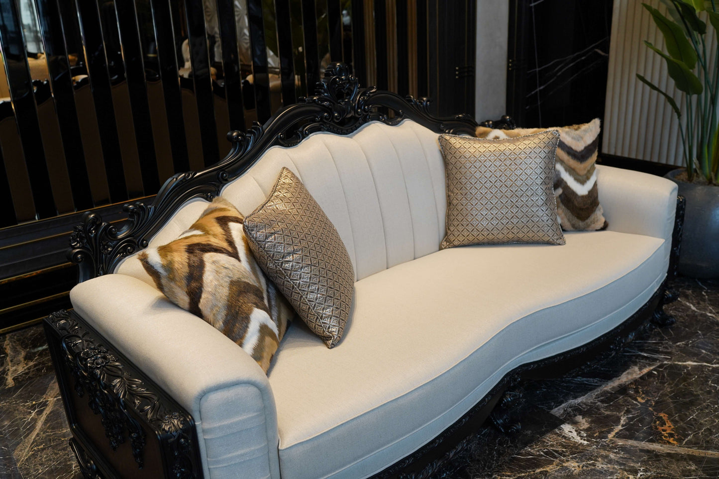 Dervessa Sofa Set