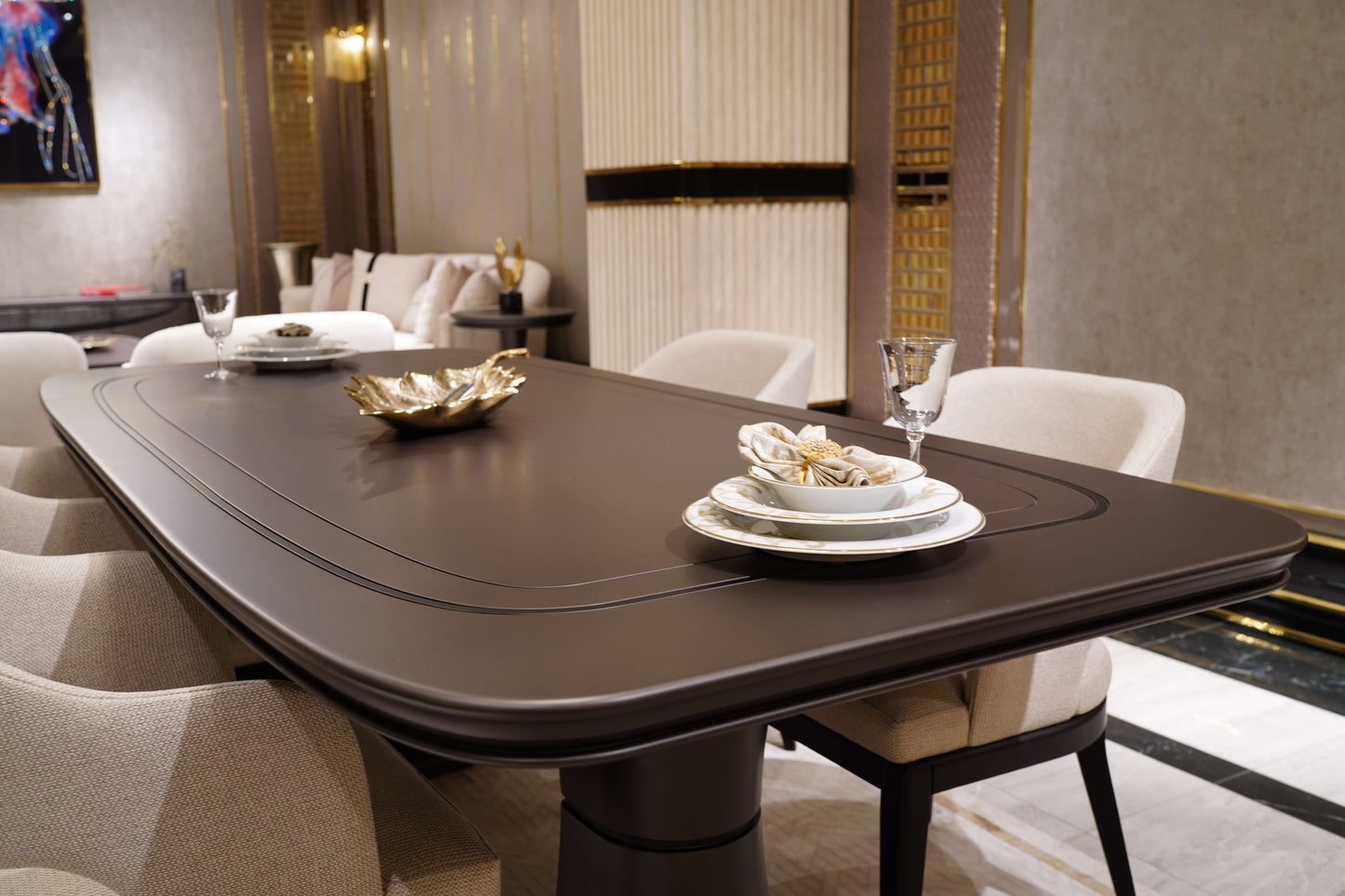 Modera Dining Room Set