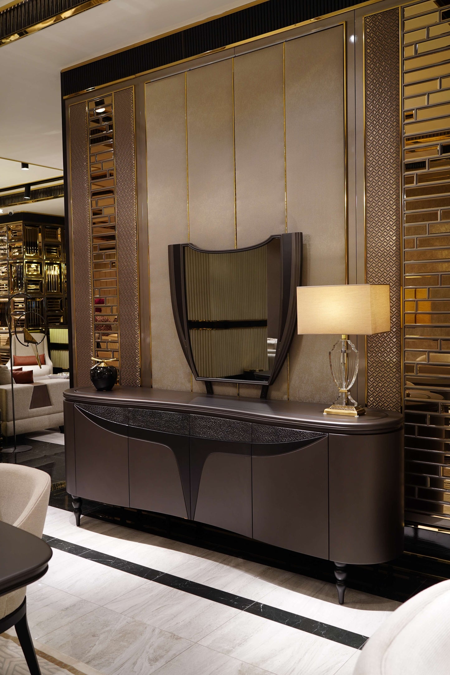 Modera Dining Room Set