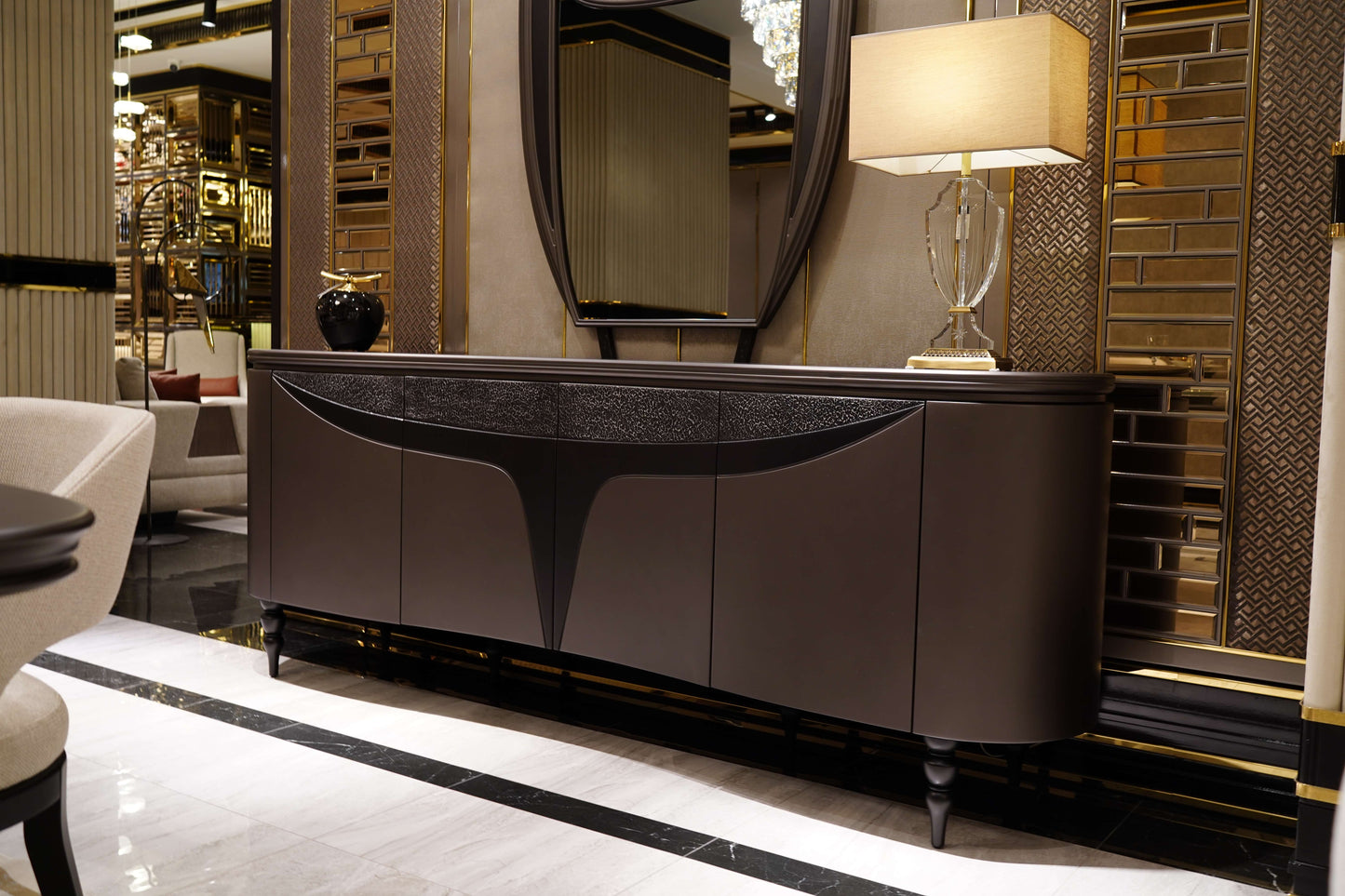 Modera Dining Room Set