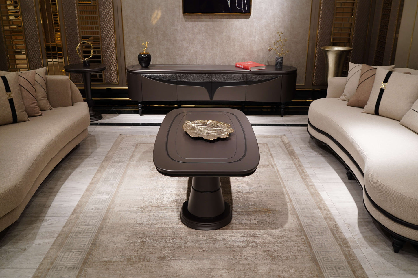 Distinguished Sofa Set