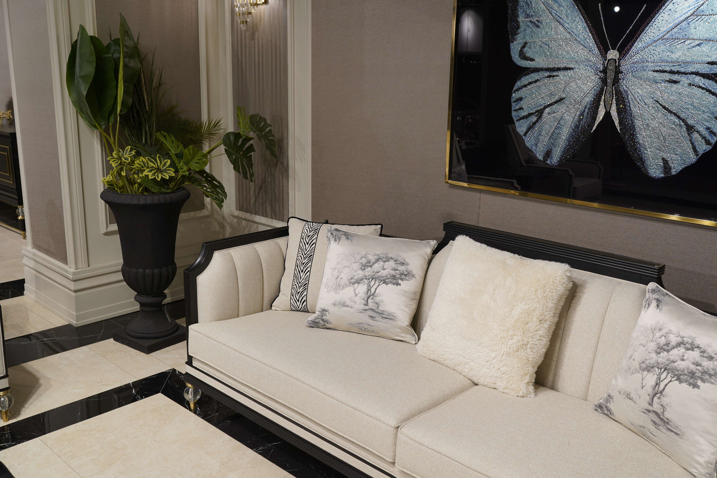 Cirelva  Sofa Set