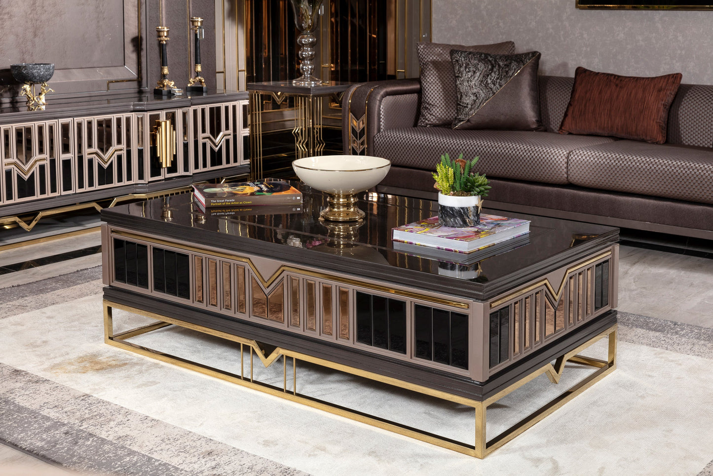 Avelora Sofa Set
