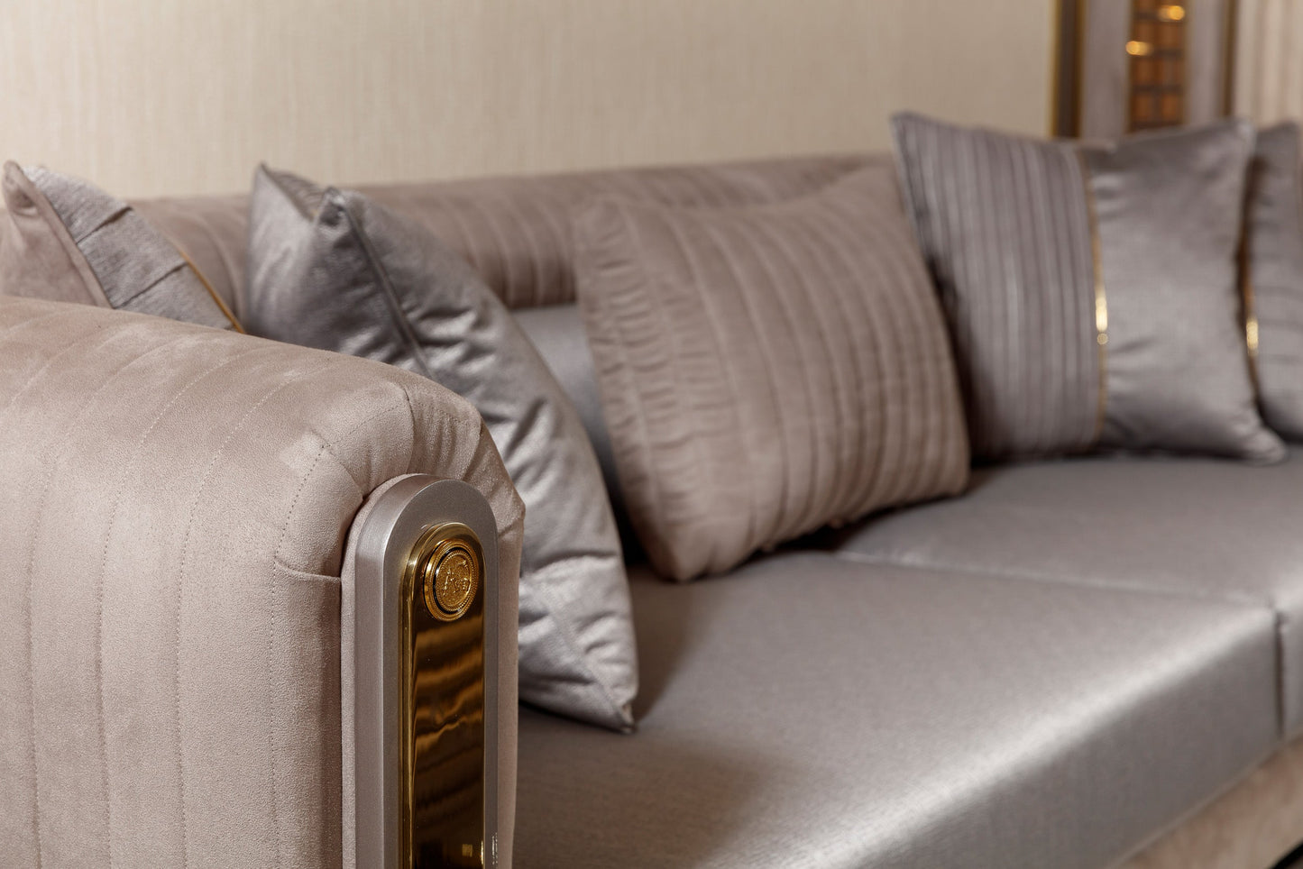 Dorellis Sofa Set