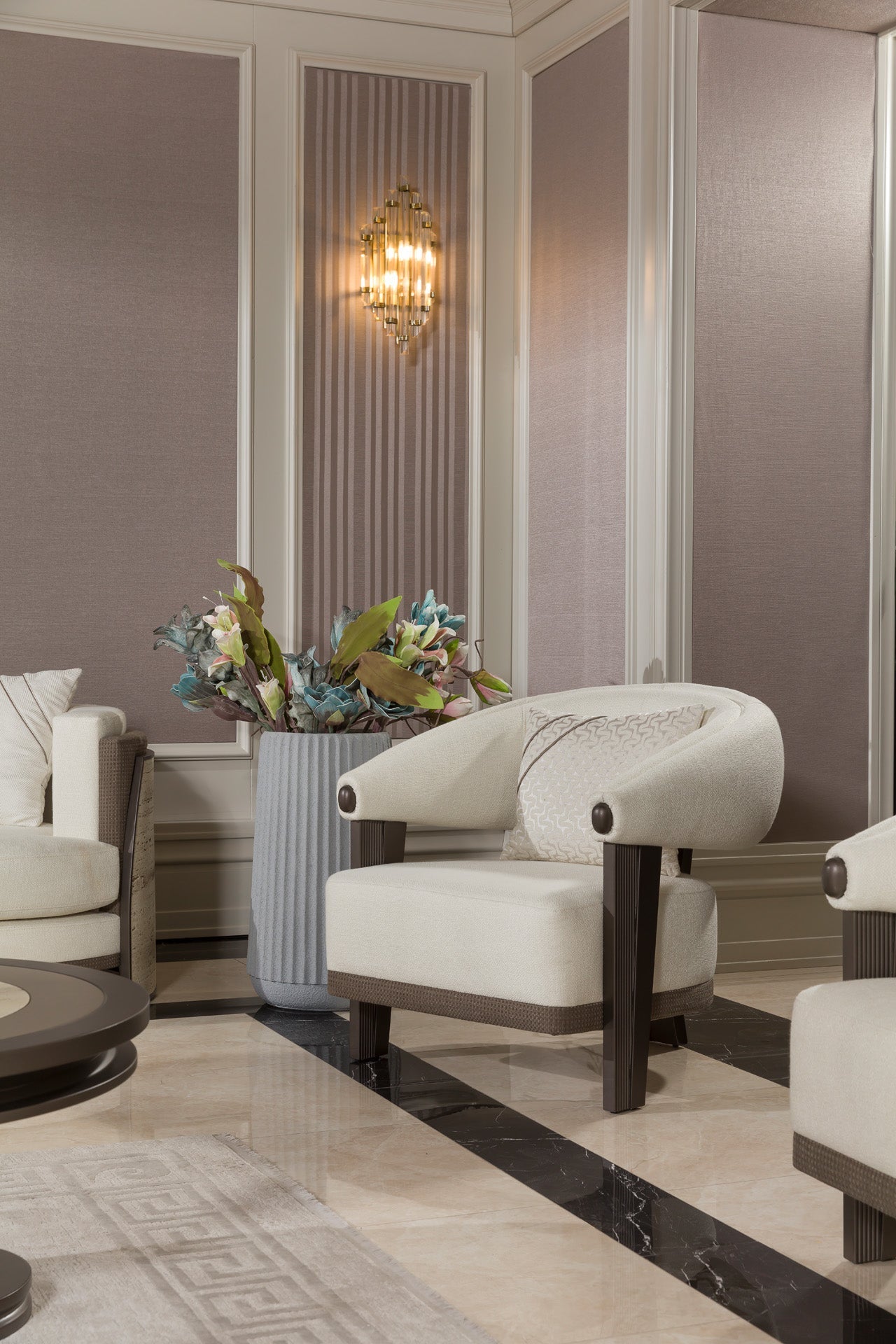Delvion Sofa Set
