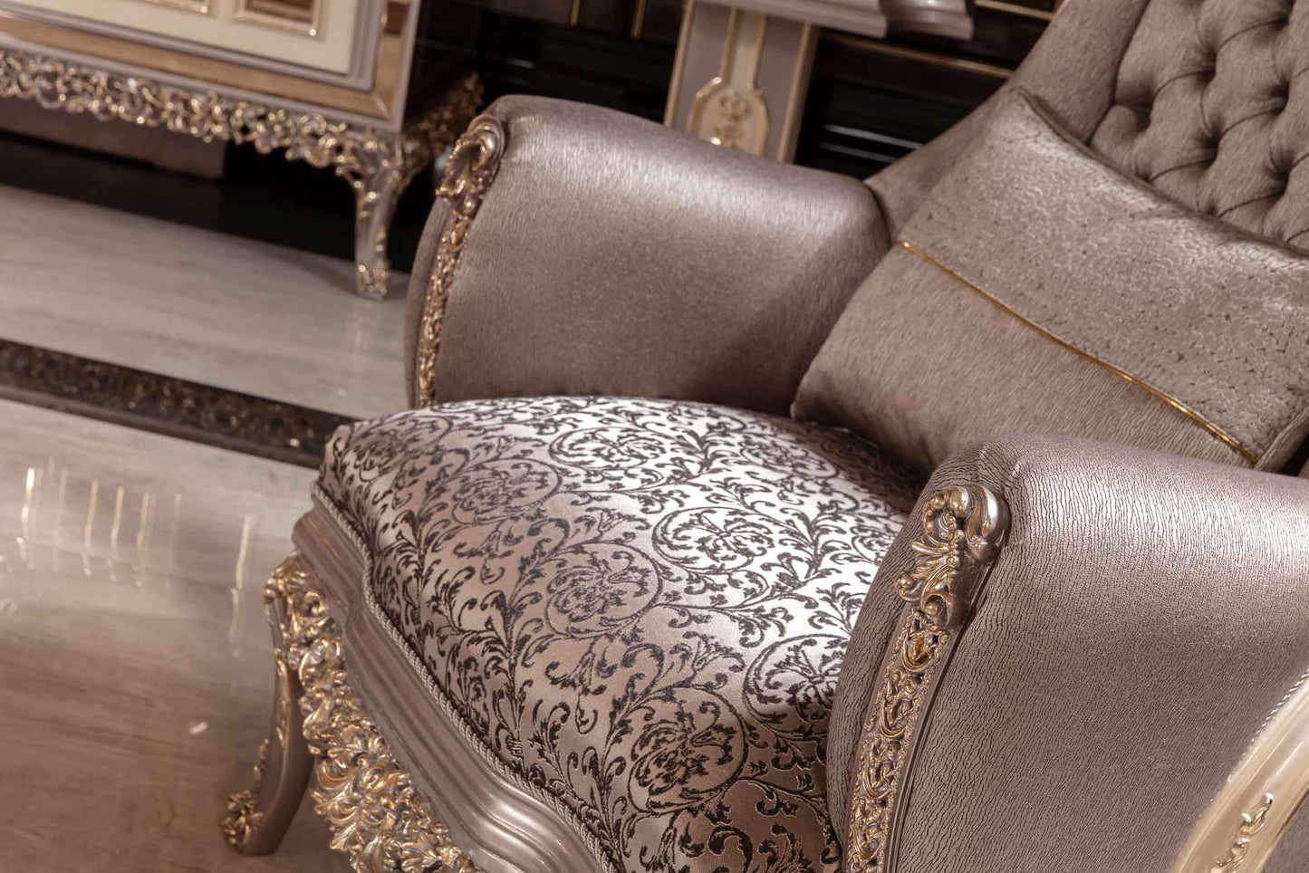 Elaris Sofa Set