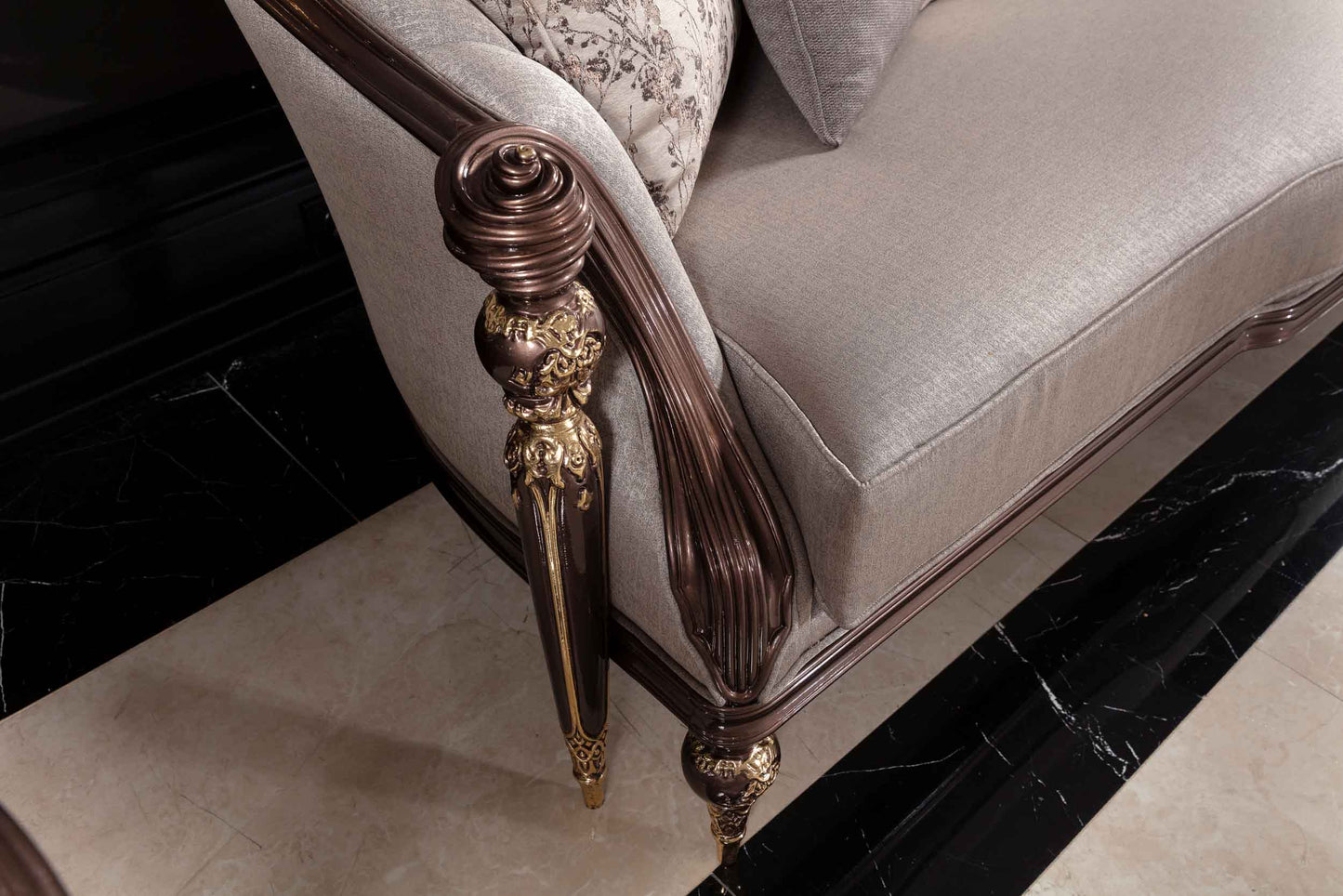 Arlisse Sofa Set