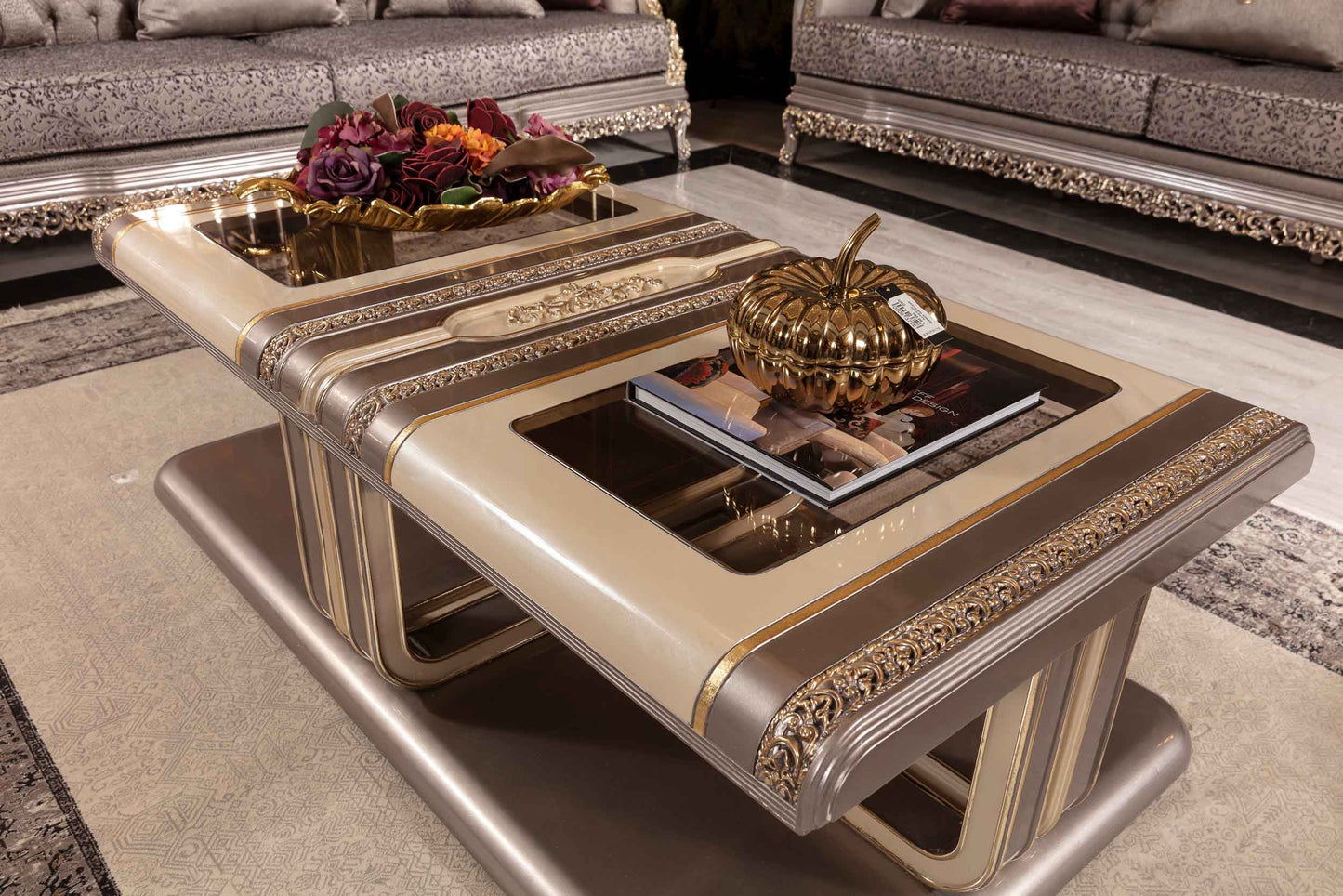 Elaris Sofa Set