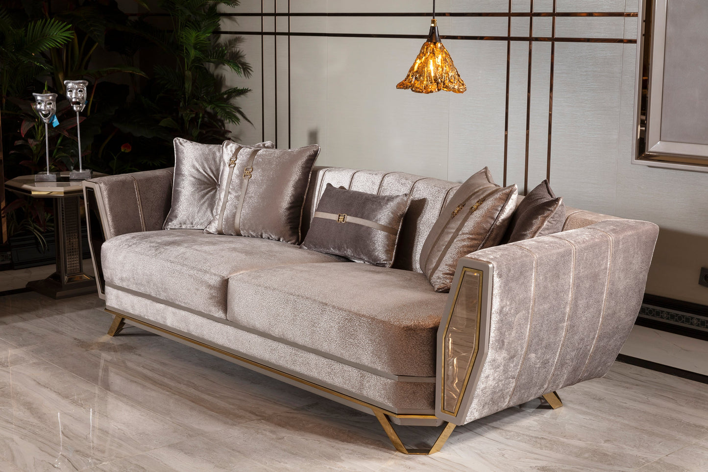 Fenvora Sofa Set