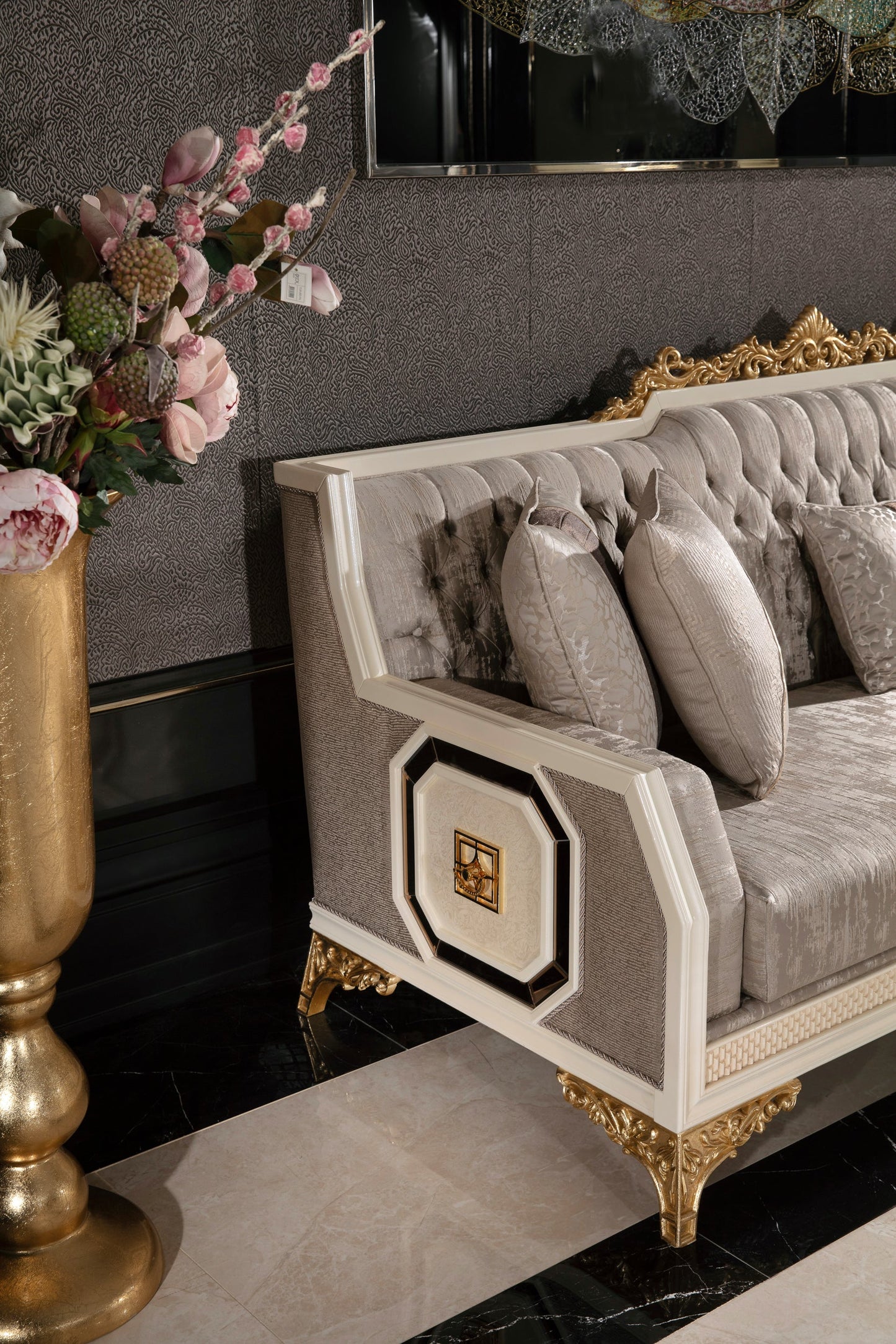 Dorezza Sofa Set