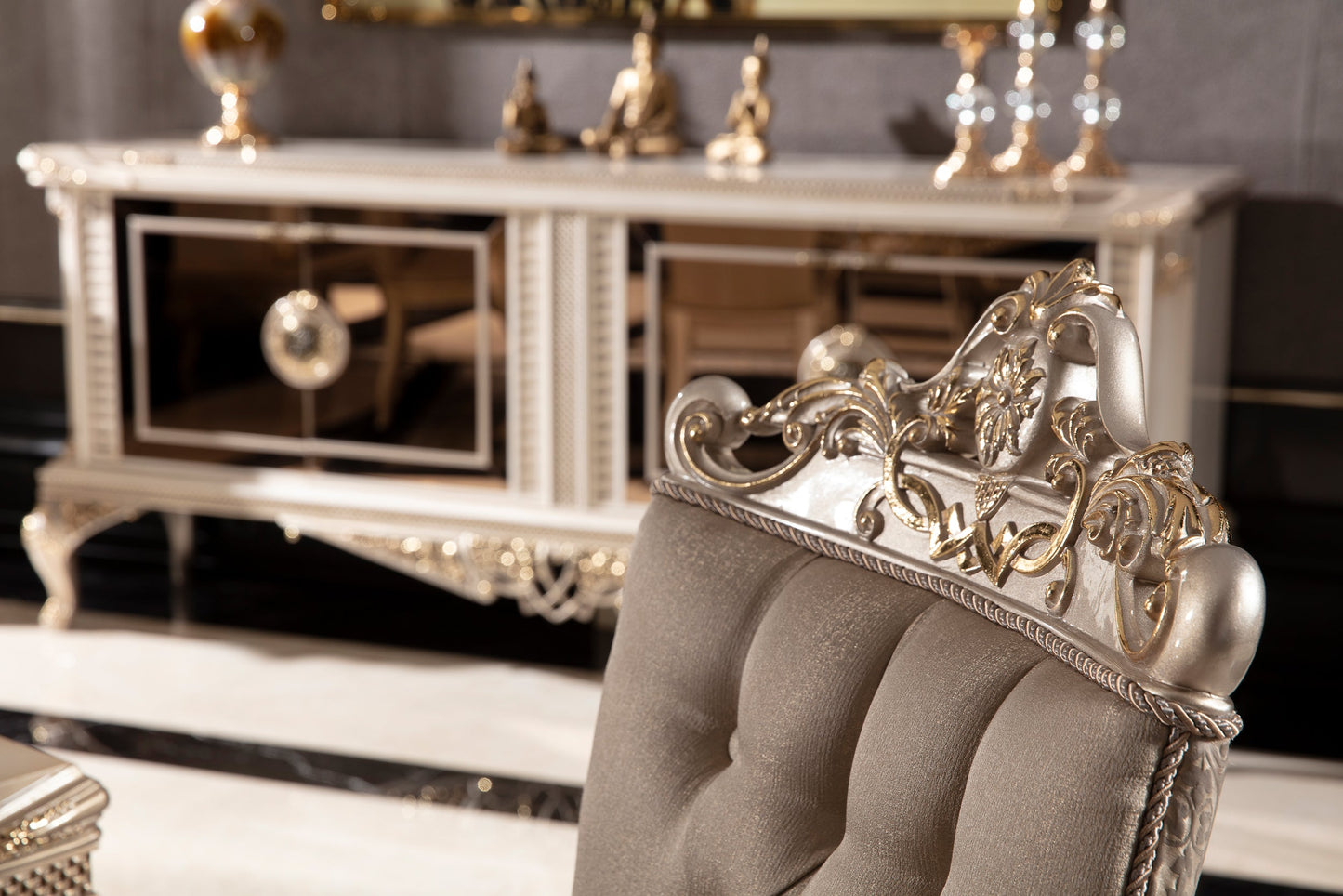 Armonia Dining Room Set