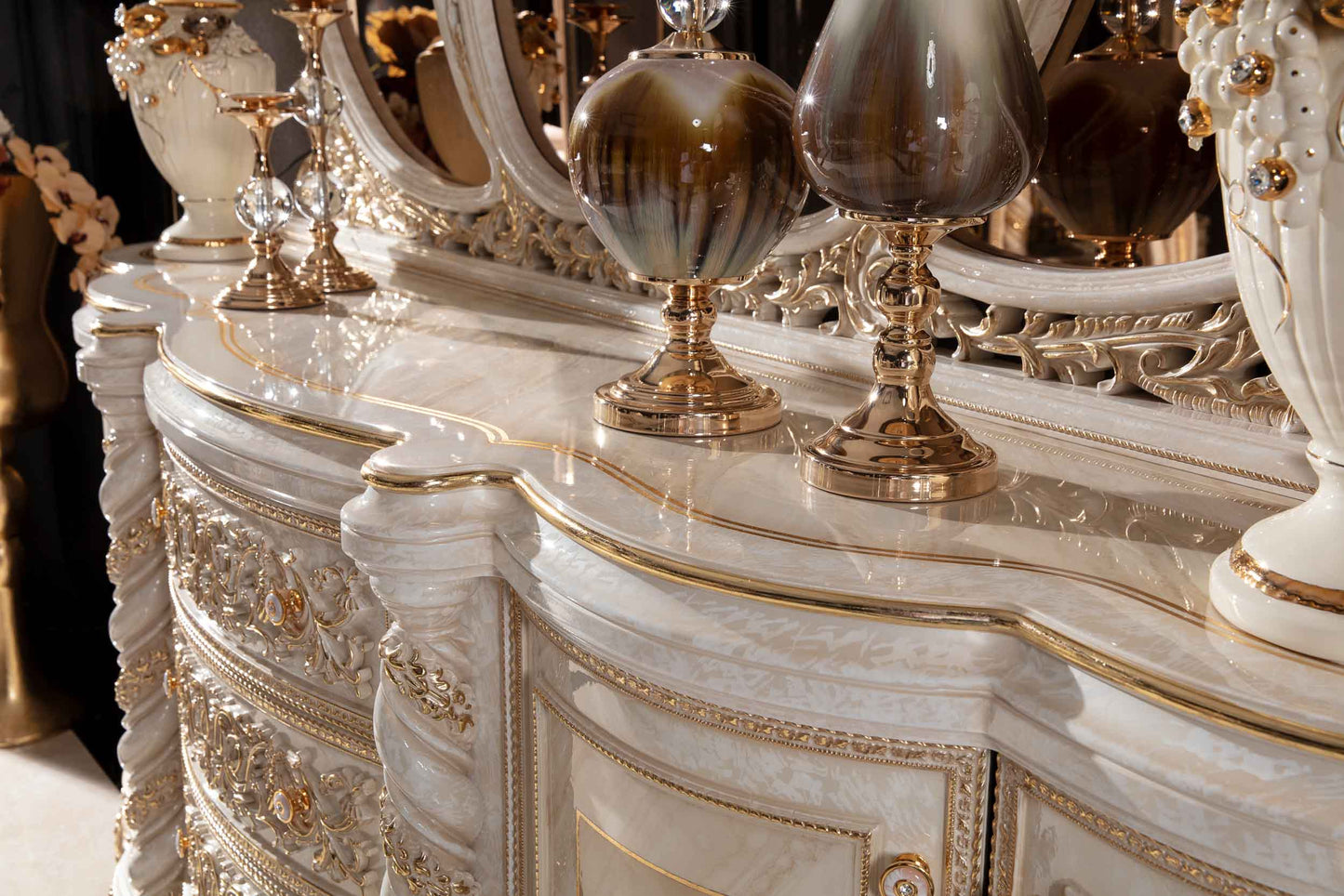 Belvora Dining Room Set