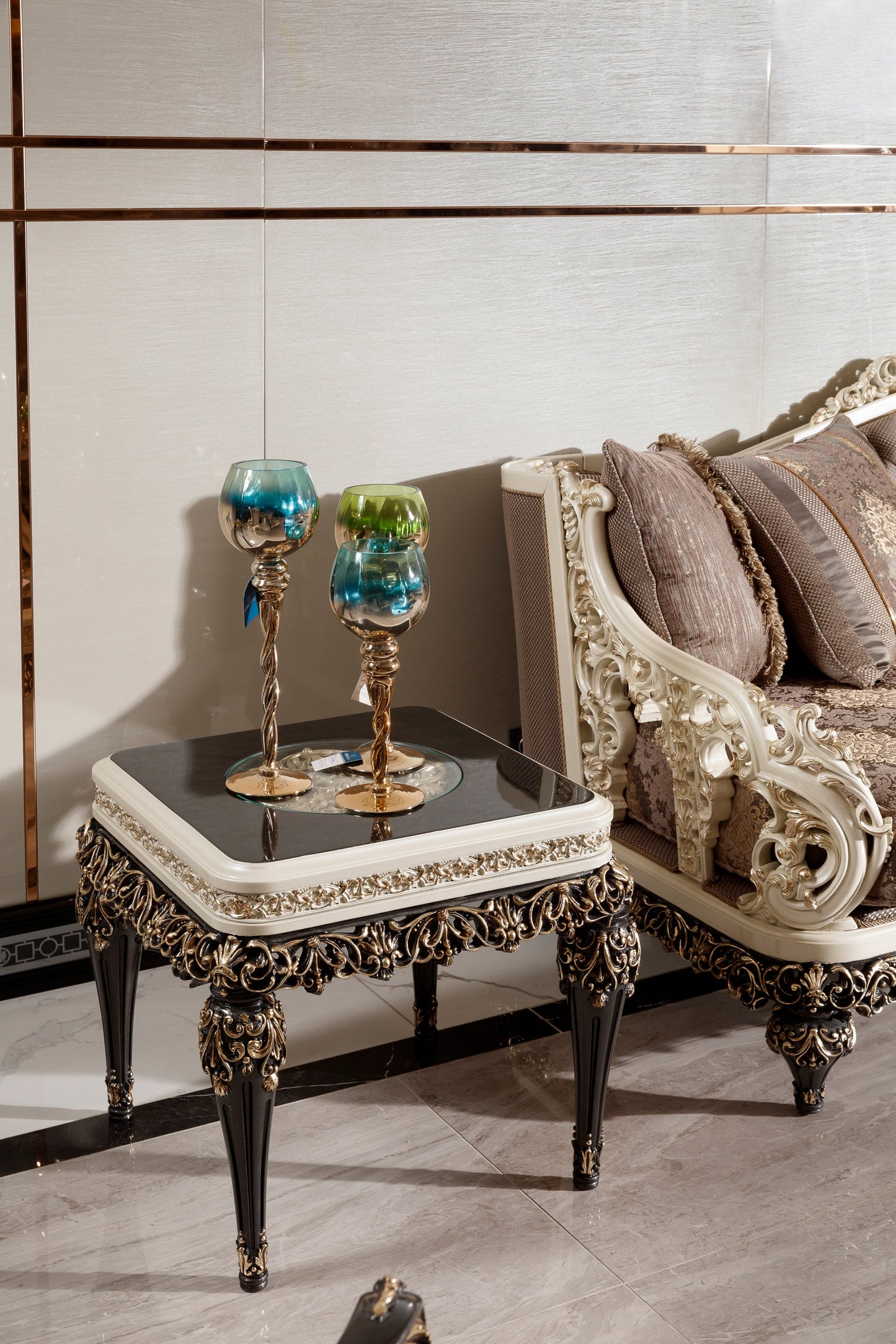 Flarenza Sofa Set