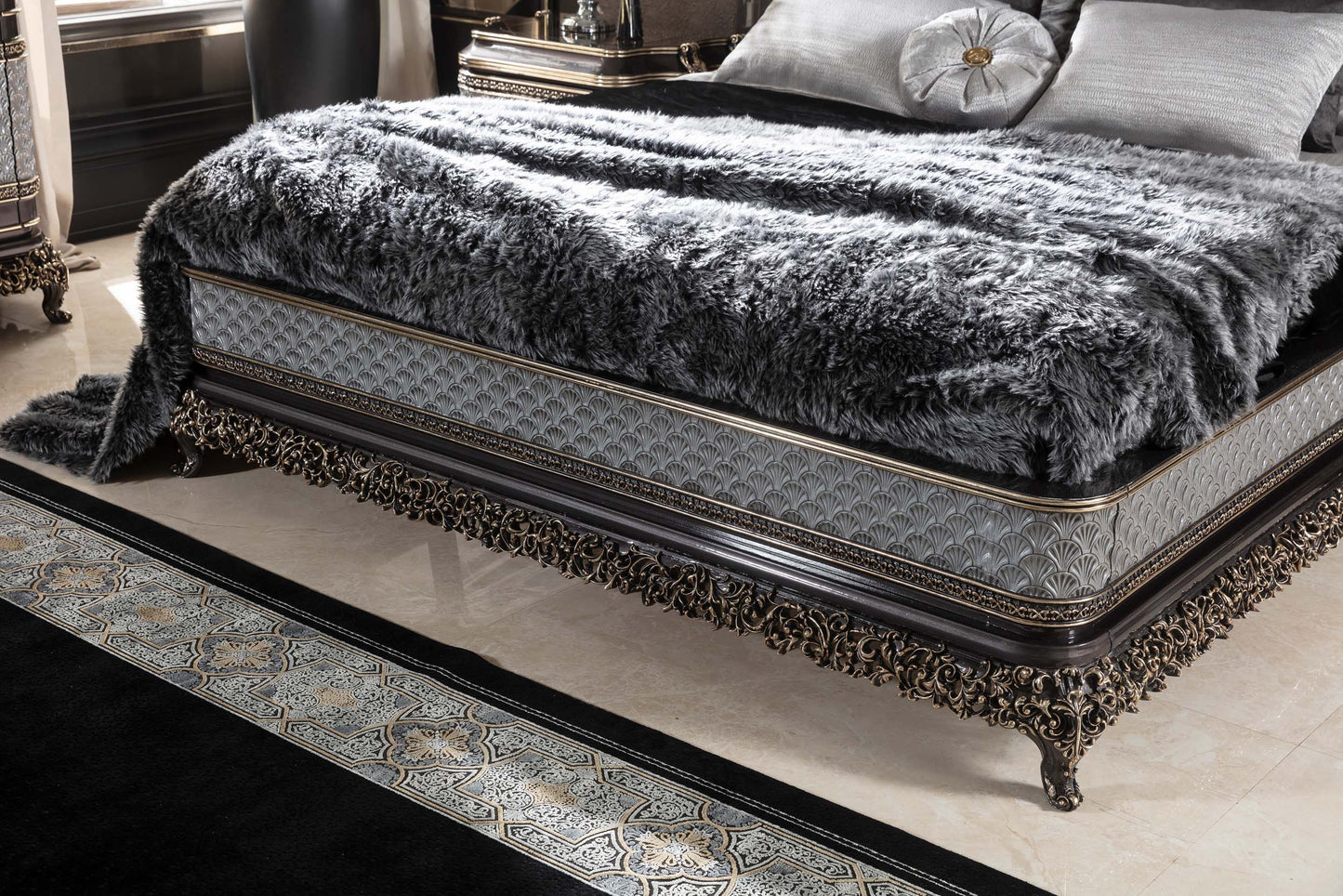 Larelis Bedroom Set