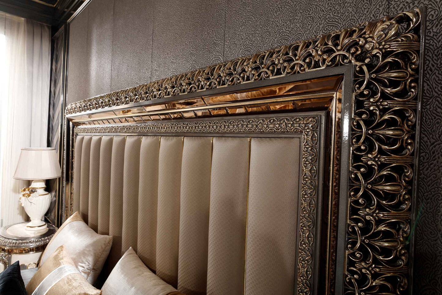 Korlis Bedroom Set