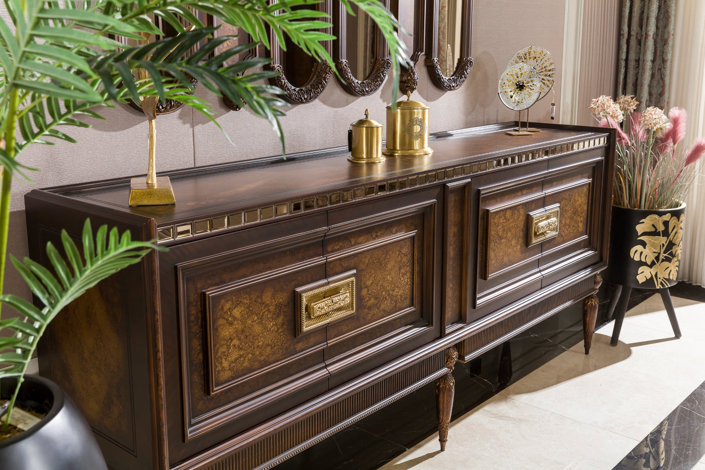 Corvella Luxury Dining Room Set