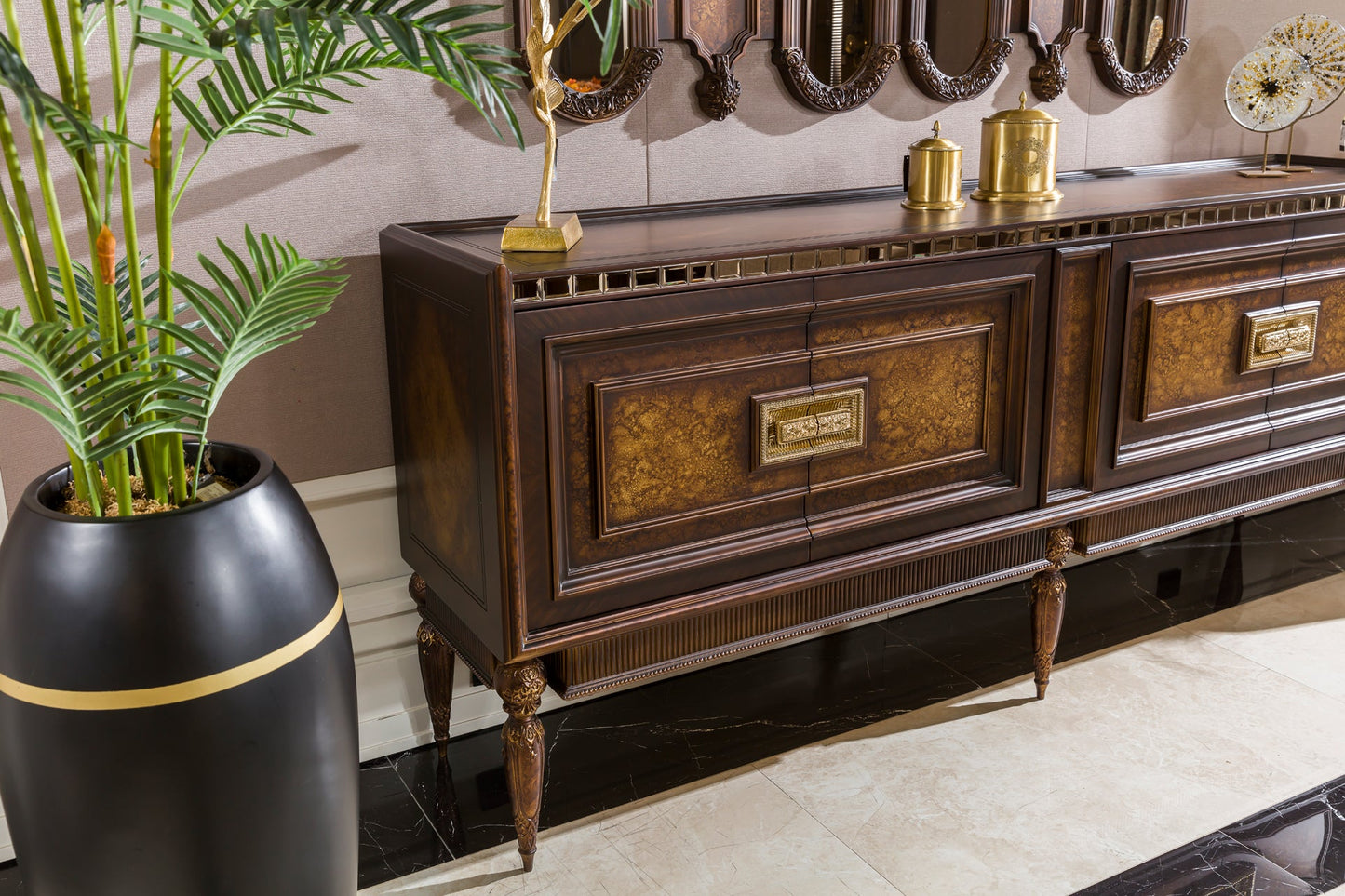 Corvella Luxury Dining Room Set