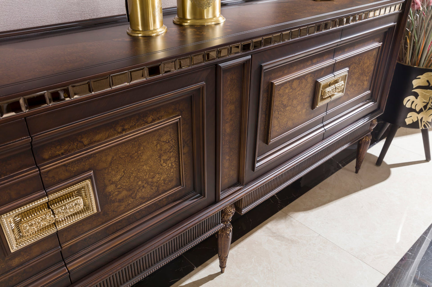 Corvella Luxury Dining Room Set
