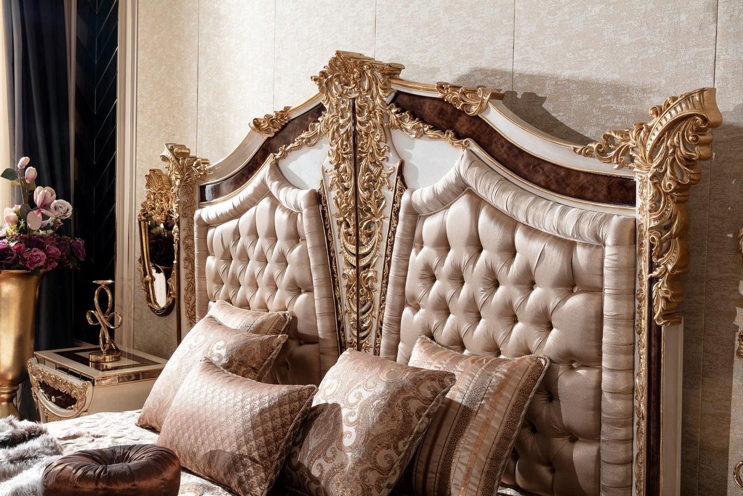 Larezza Bedroom Set