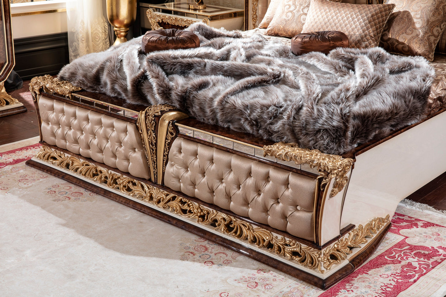 Larezza Bedroom Set