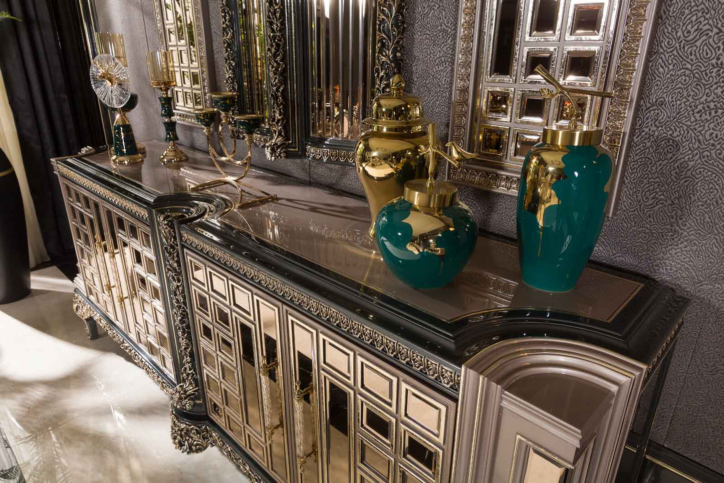Cavelis Luxury Dining Room Set