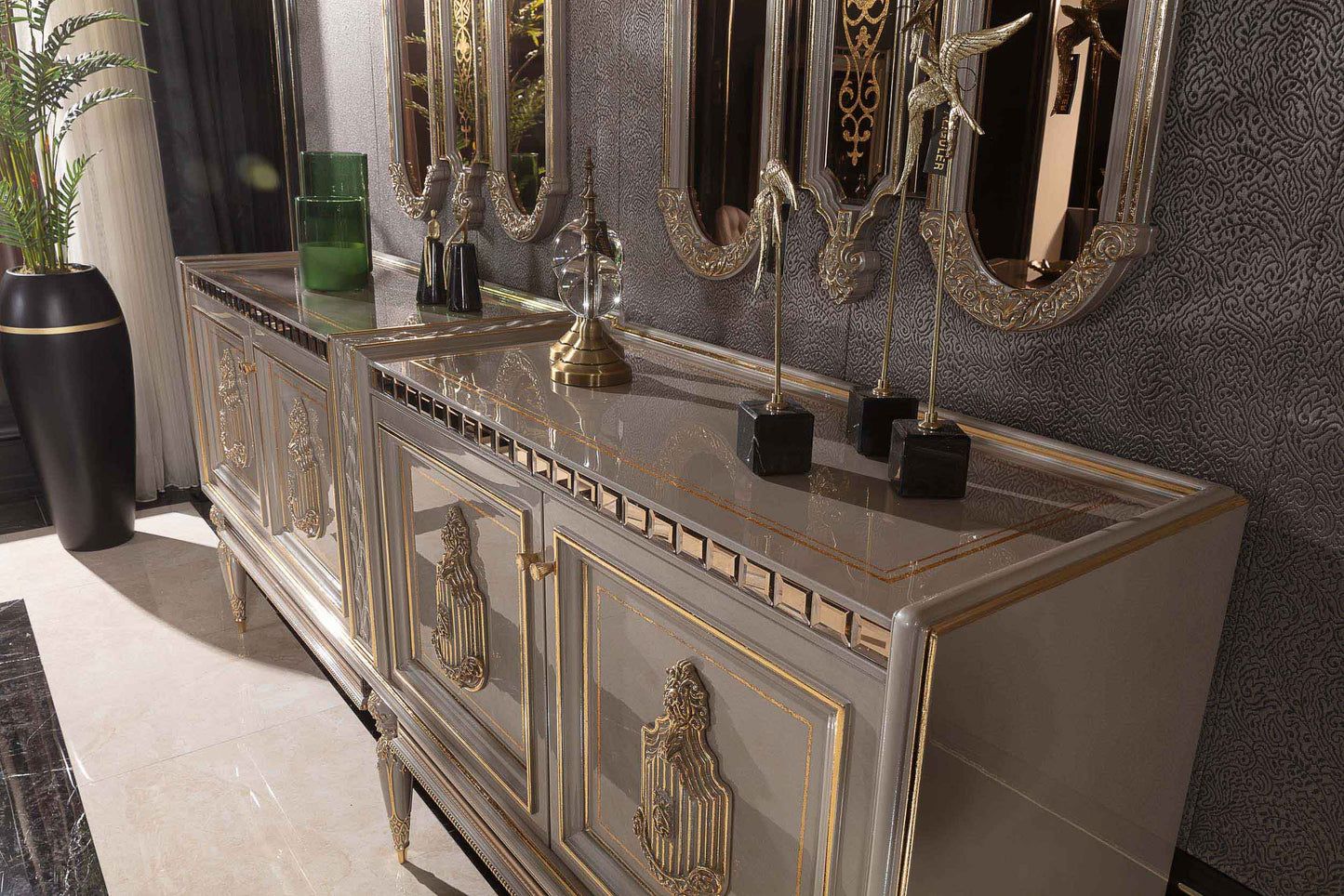 Calyra Luxury Dining Room Set