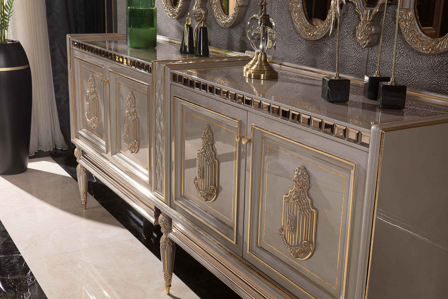 Calyra Luxury Dining Room Set