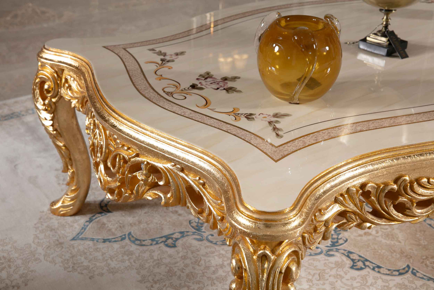 Belvora Sofa Set
