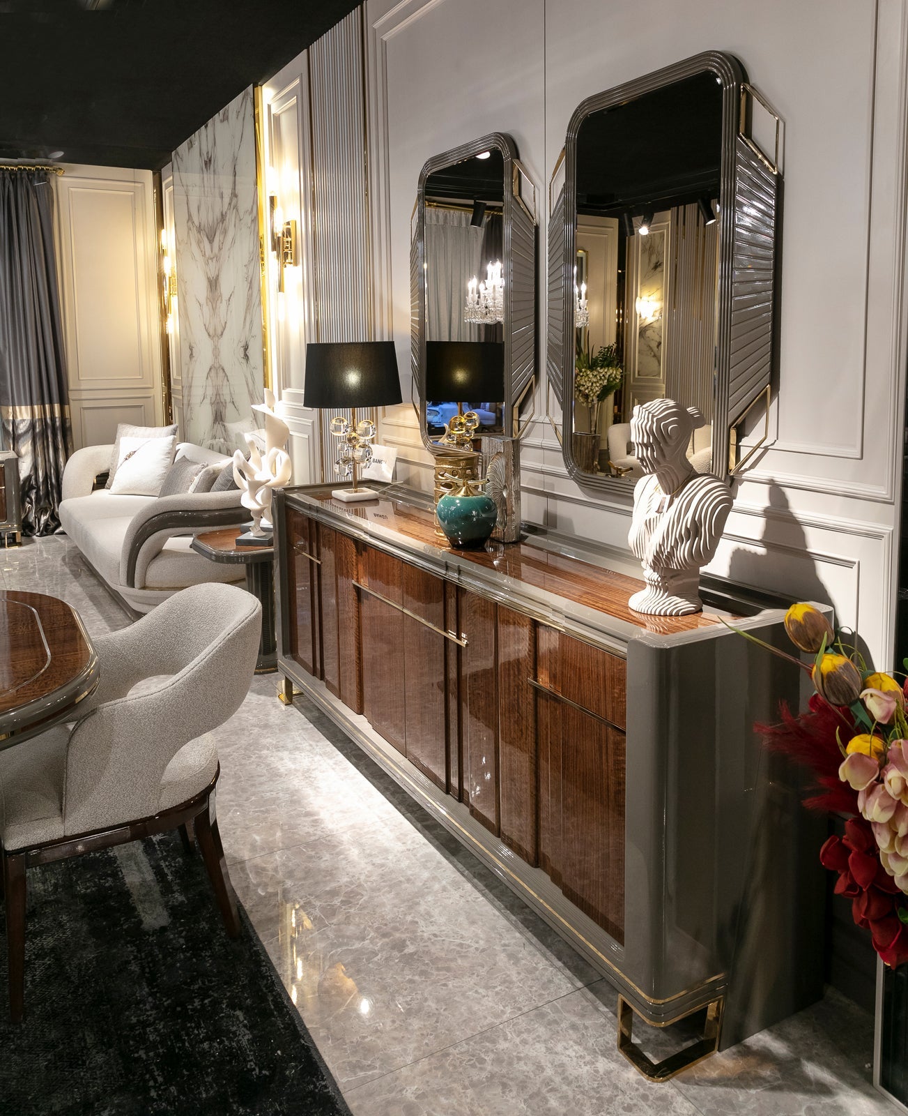 Aserra Dining Room Set