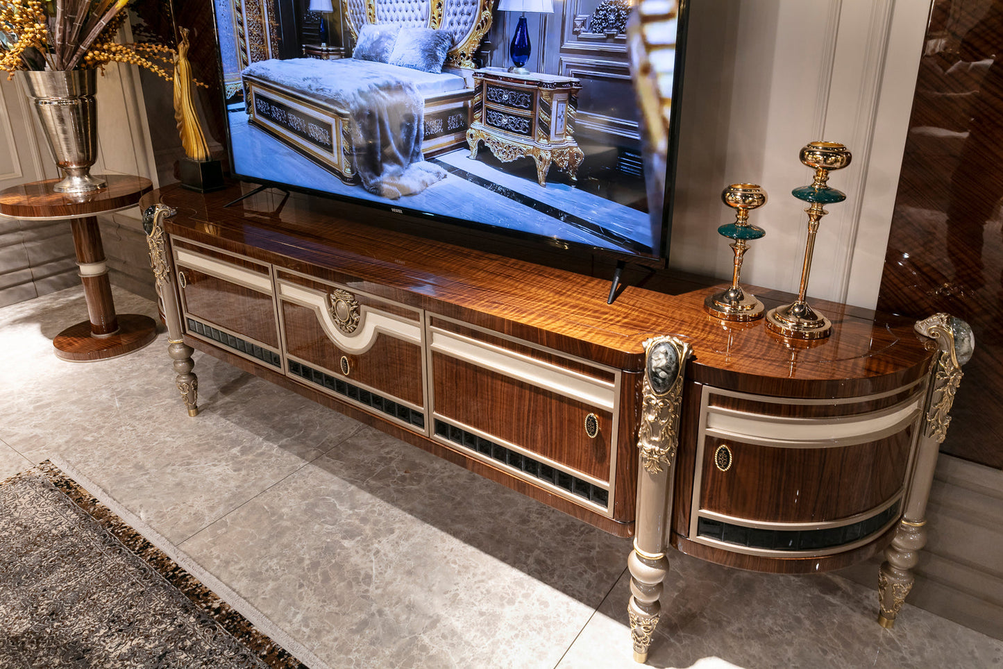 TV ÜNİTESİ