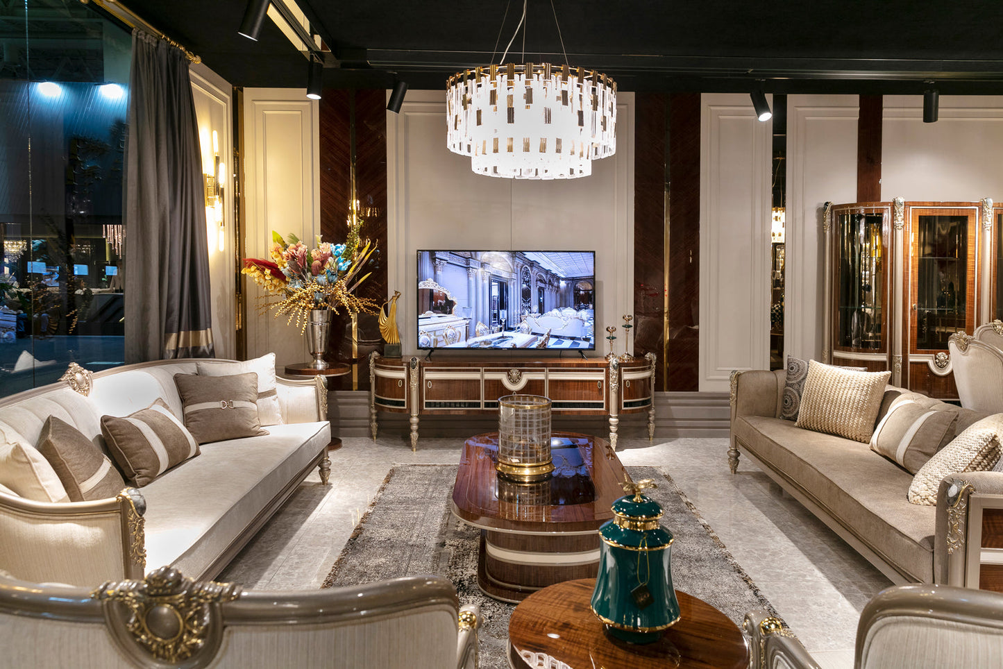 Averra Sofa Set
