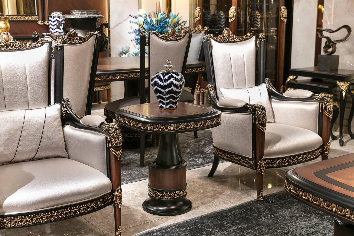 Avenza Sofa Set