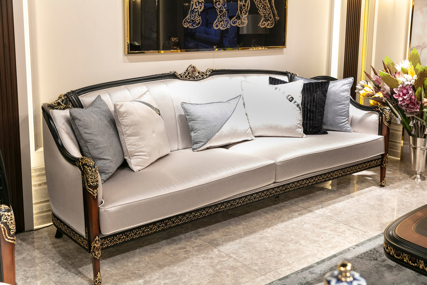 Avenza Sofa Set