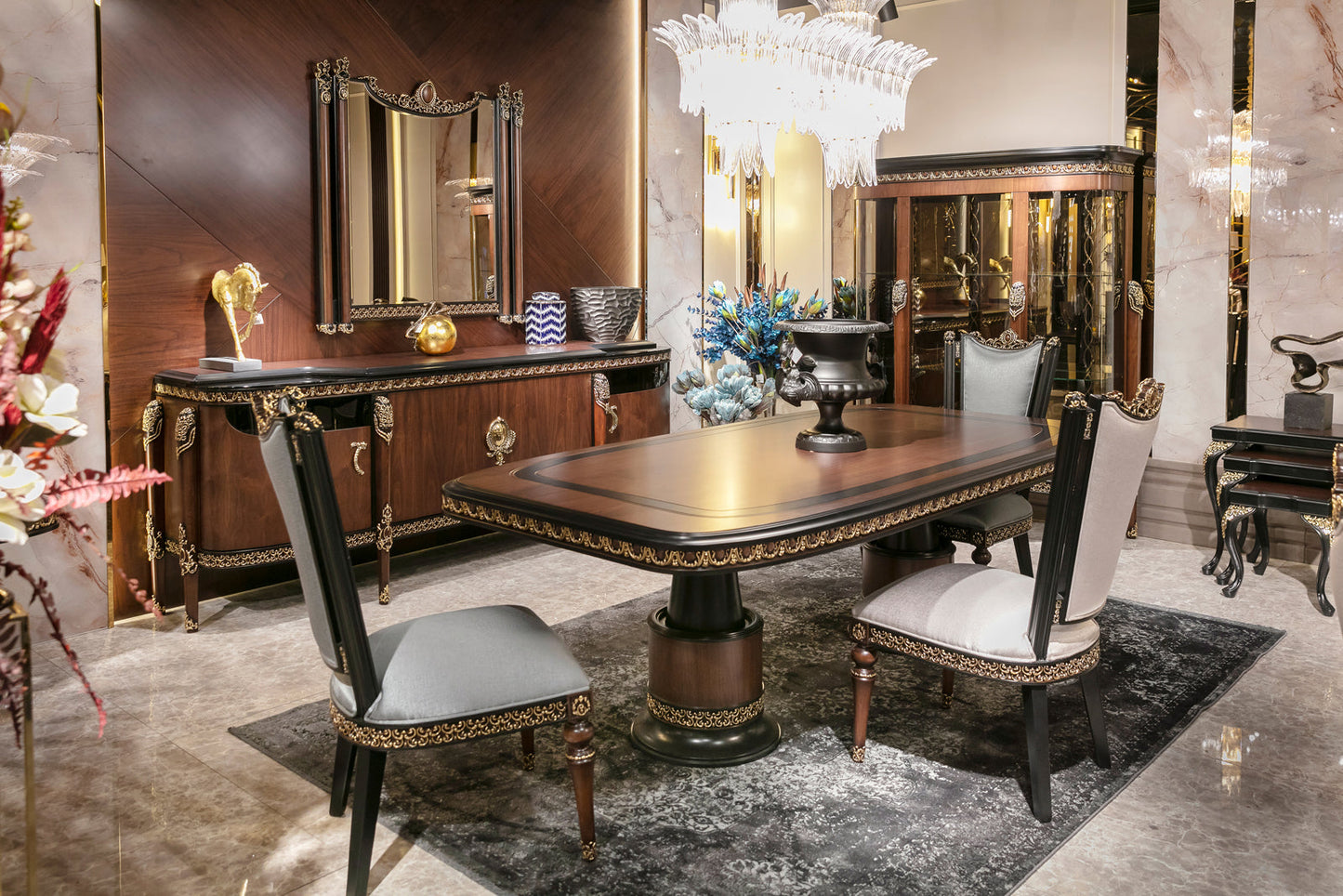 Benvira Dining Room Set