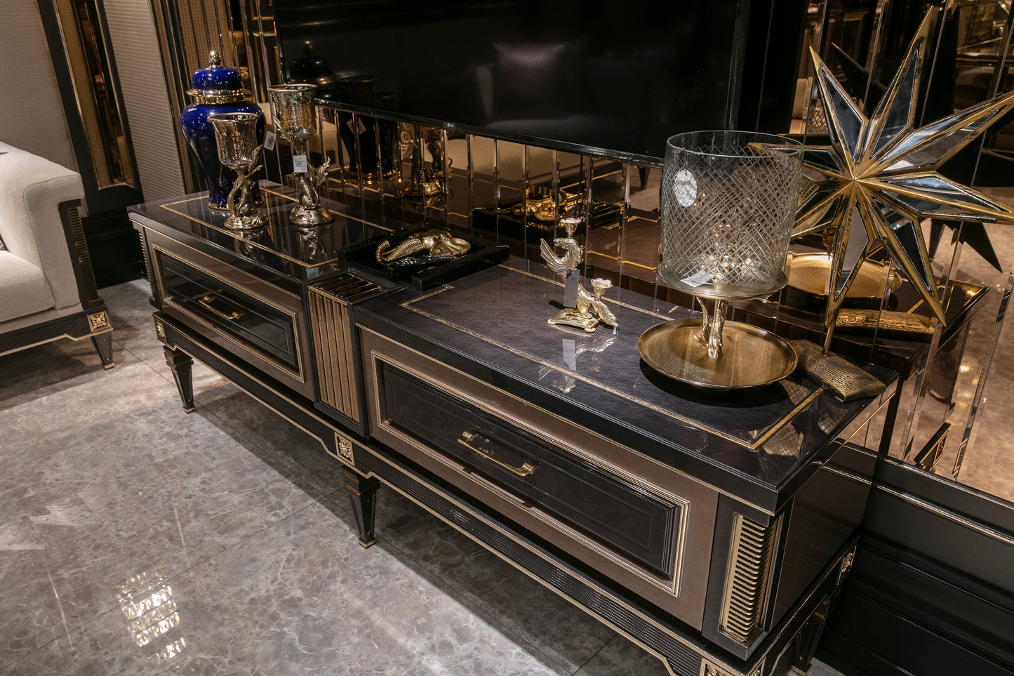 Evorina Sofa Set