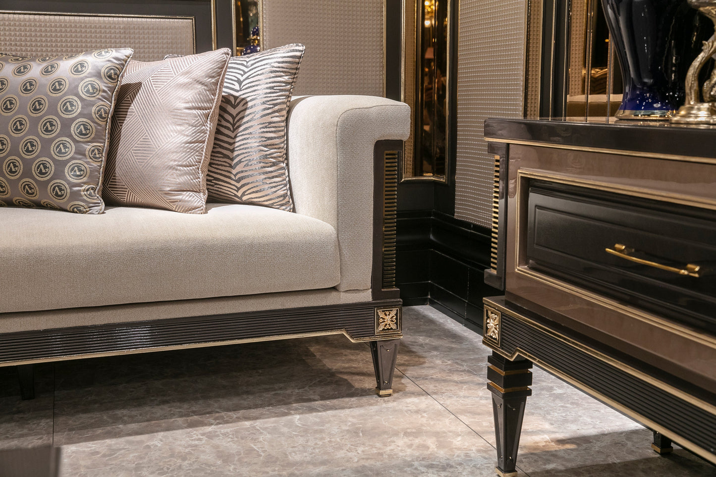 Evorina Sofa Set