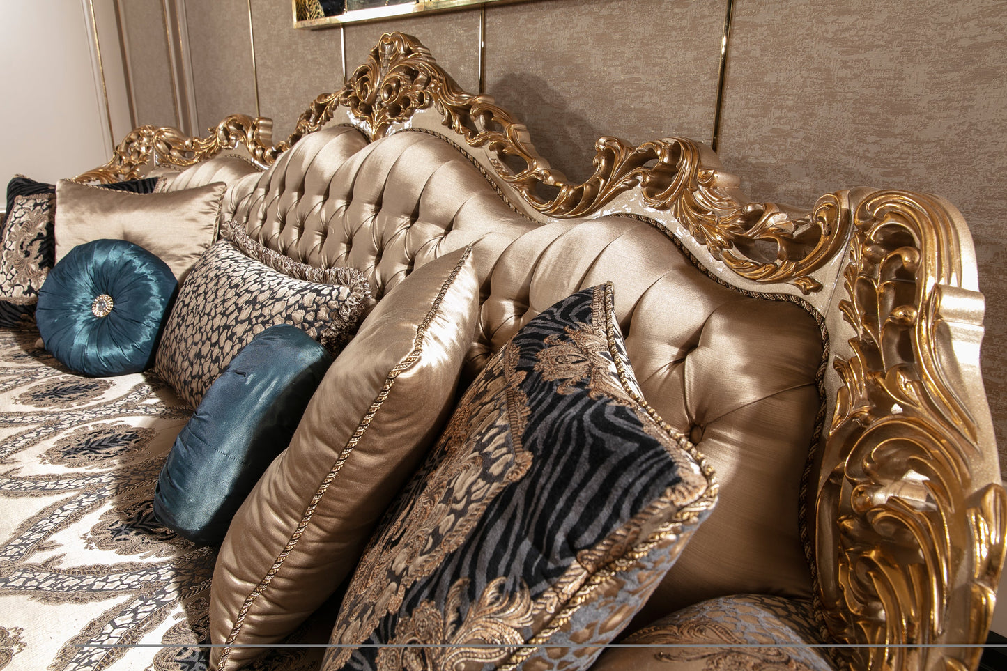 Avossa Sofa Set