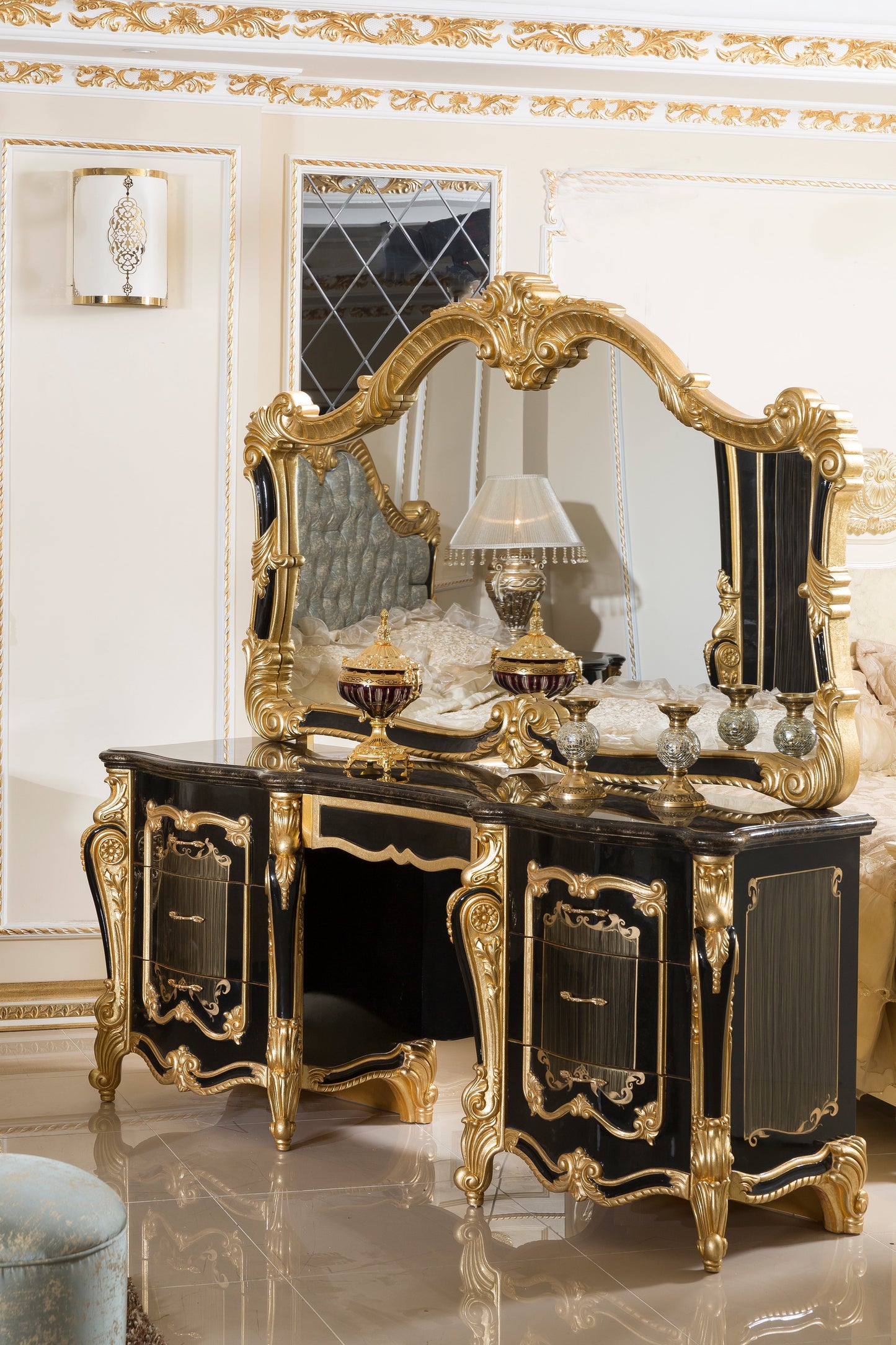 Porlis Bedroom Set