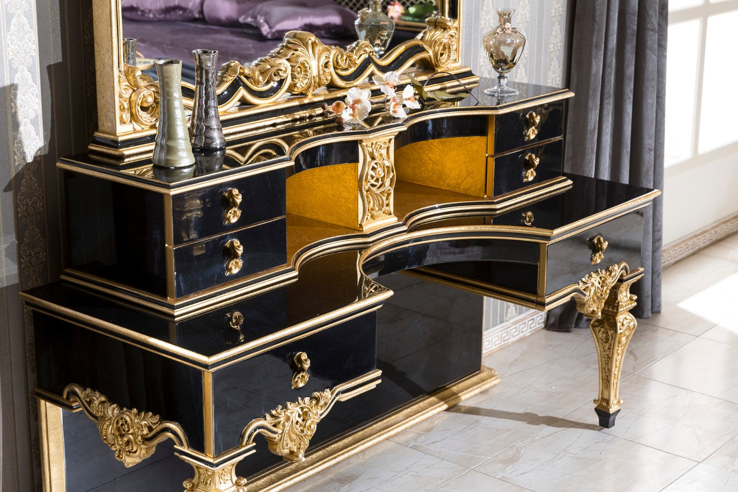 Karvella Bedroom Set