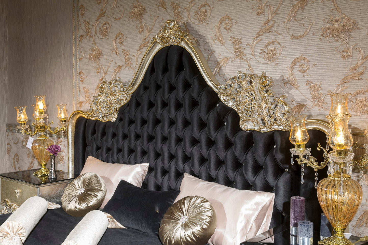 Lavion Bedroom Set